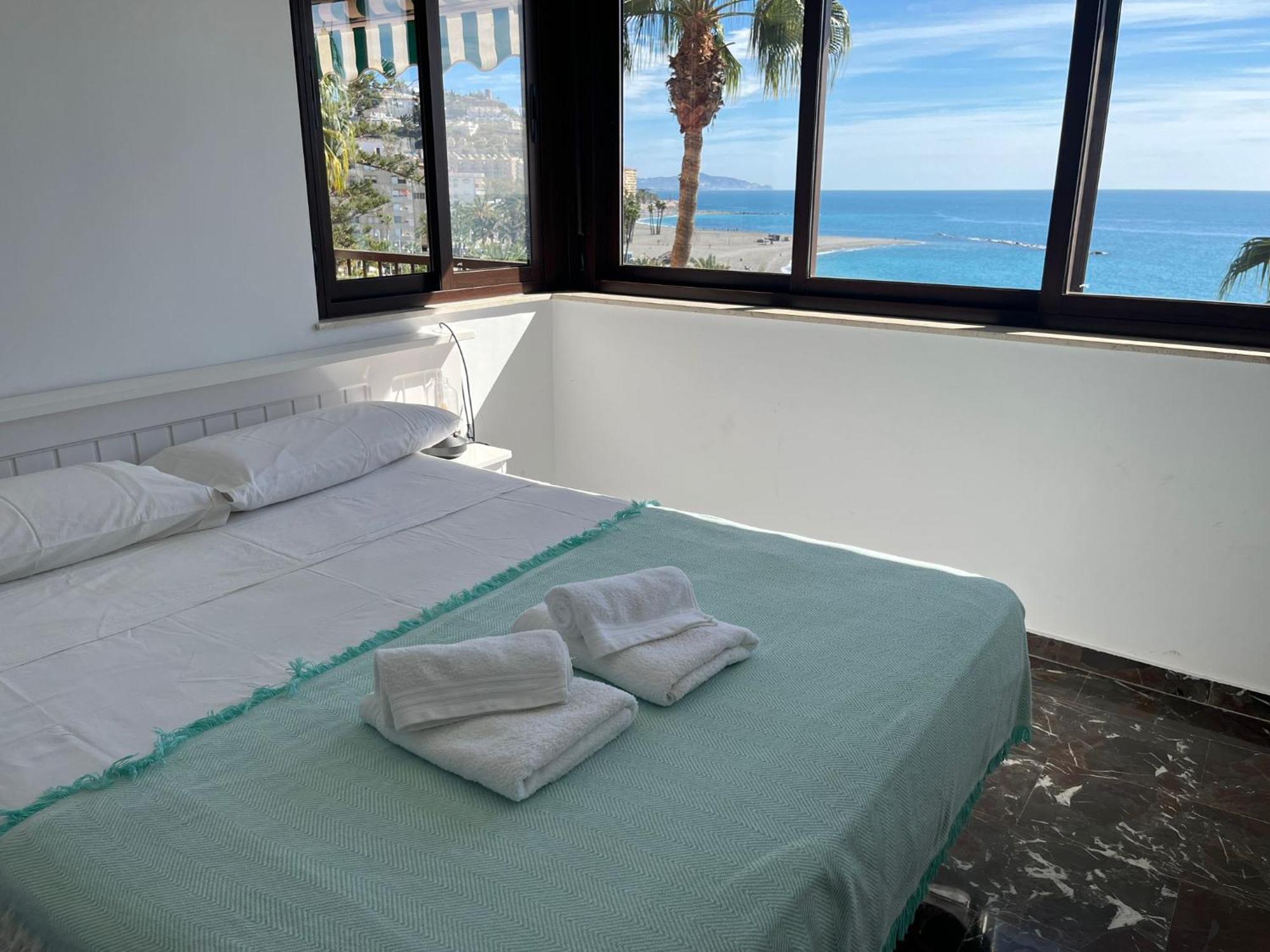 Apartamento La Caletilla Almuñécar Dış mekan fotoğraf